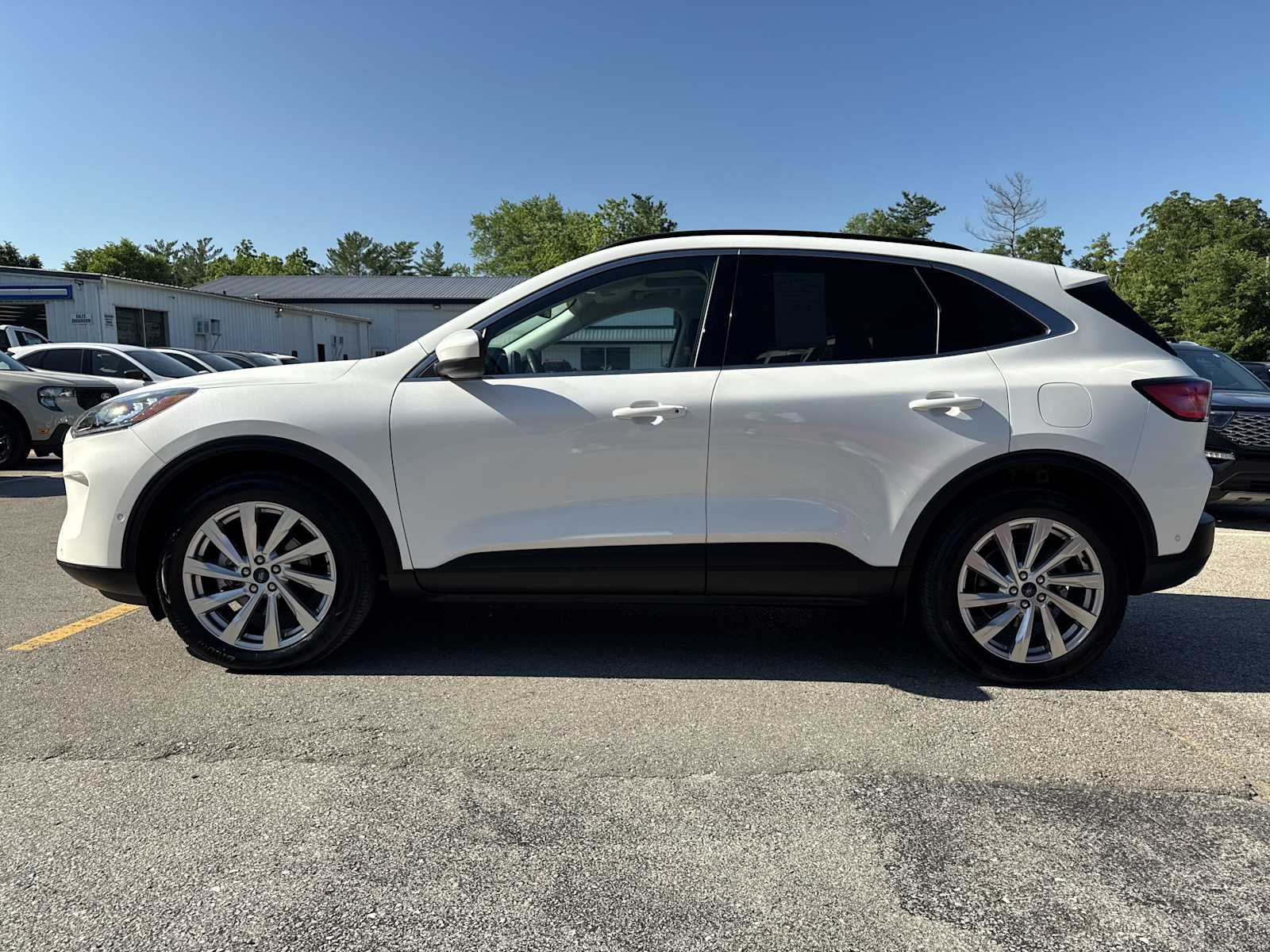 2022 Ford Escape Titanium photo 8