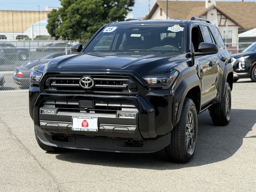 2025 Toyota 4Runner SR5 photo 4