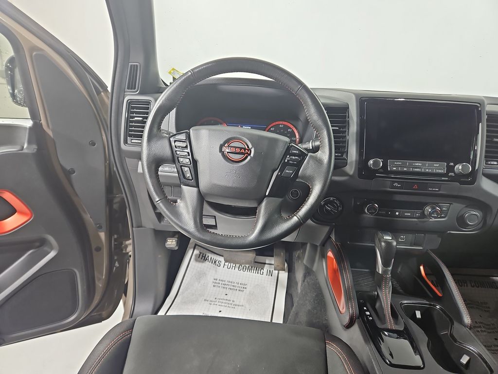 2023 Nissan Frontier PRO-4X photo 12