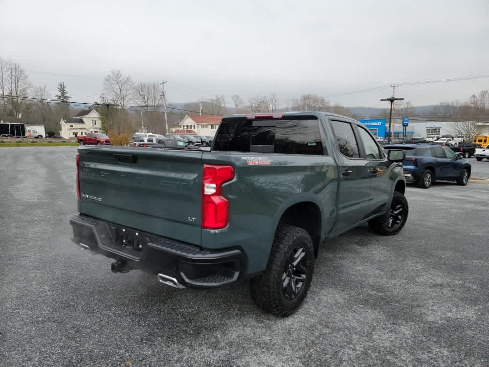 2026 Chevrolet Silverado 1500 LT Trail Boss photo 3