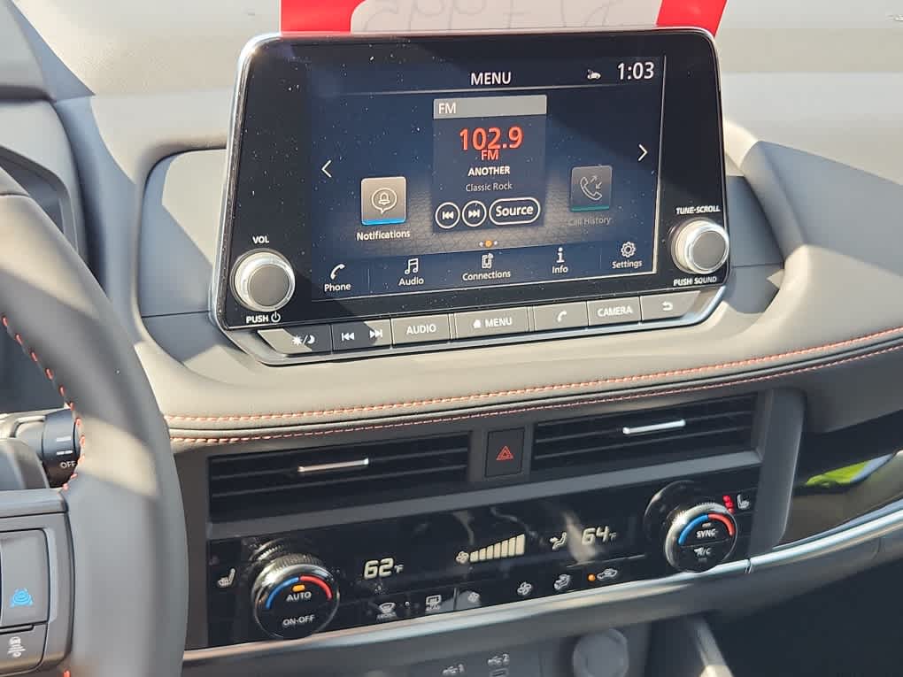2026 Nissan Rogue AWD photo 9