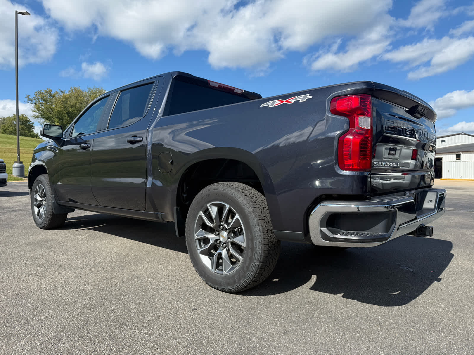 2024 Chevrolet Silverado 1500 LT photo 2