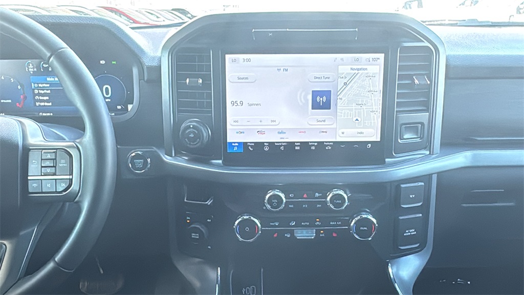 2025 Ford F-150 XLT photo 12