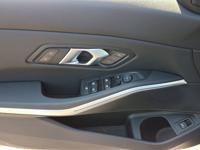 2025 Bmw 330i xDrive photo 12
