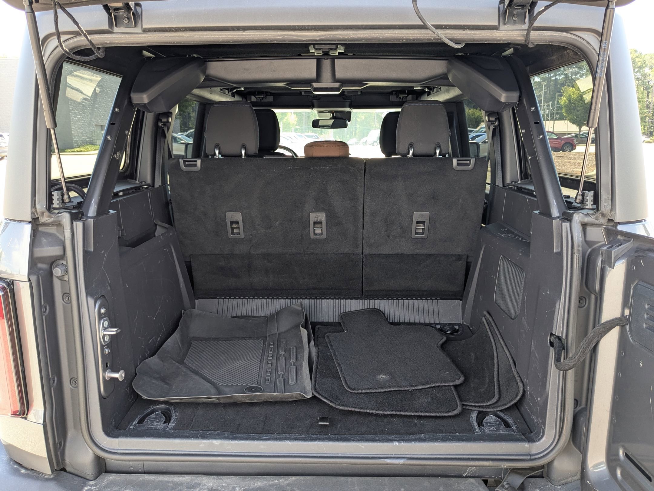 2023 Ford Bronco Outer Banks photo 30