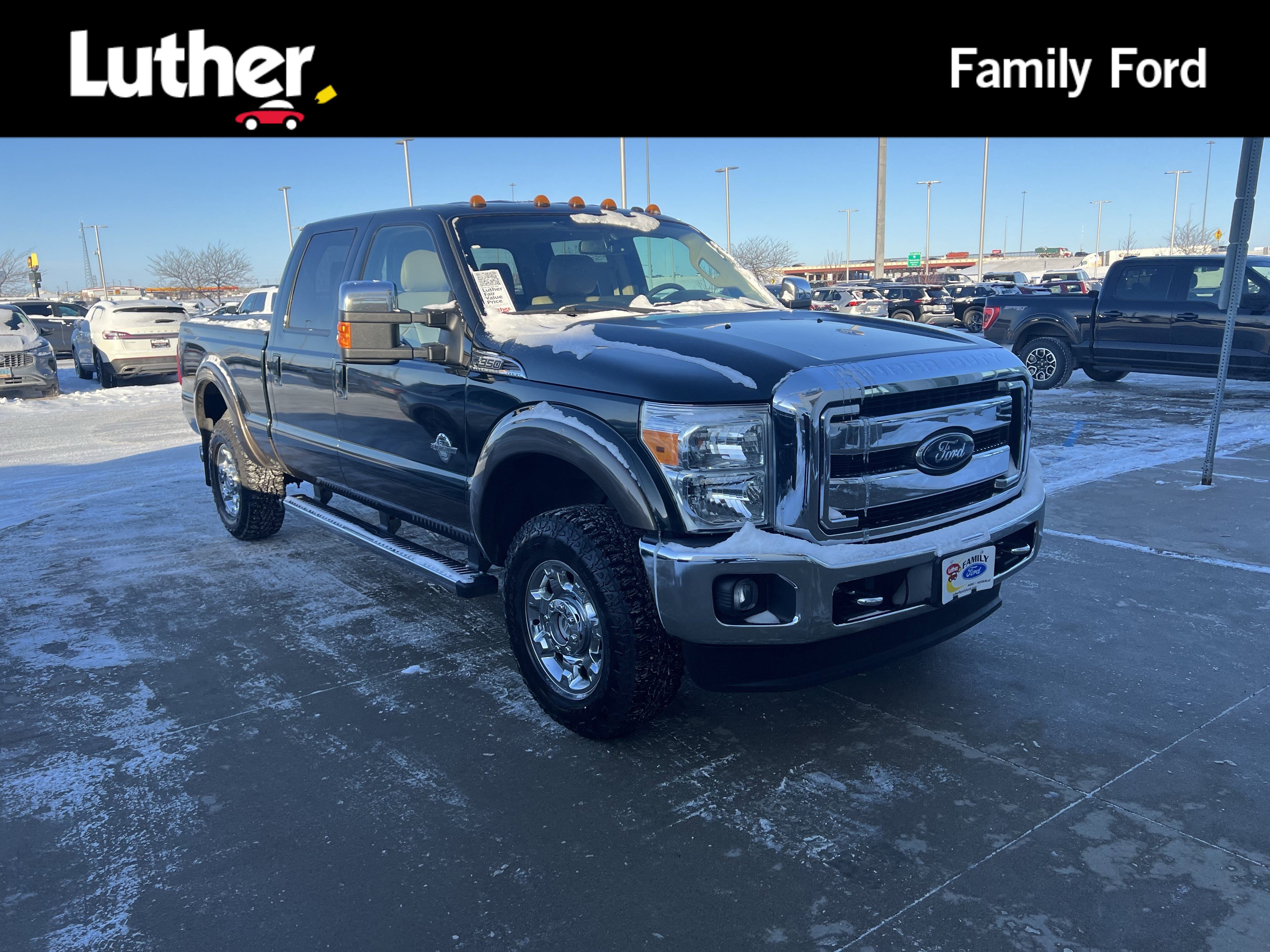 2015 Ford F-350 Super Duty Lariat's photo
