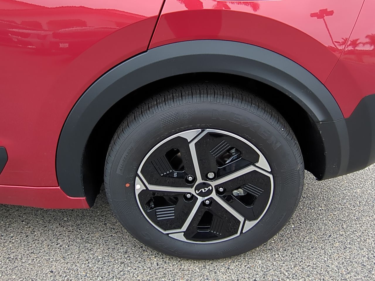 2025 Kia Niro Plug-In Hybrid EX photo 25