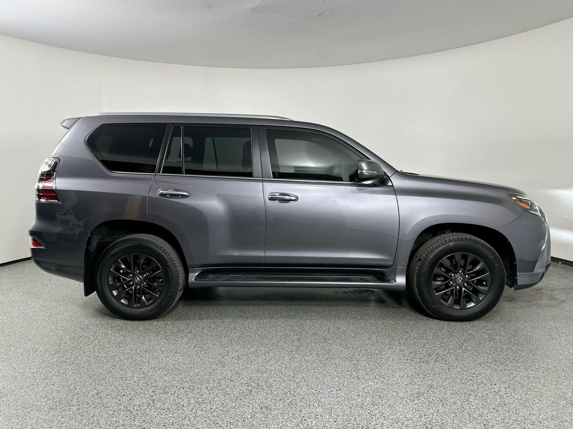 2023 Lexus GX 460 photo 4