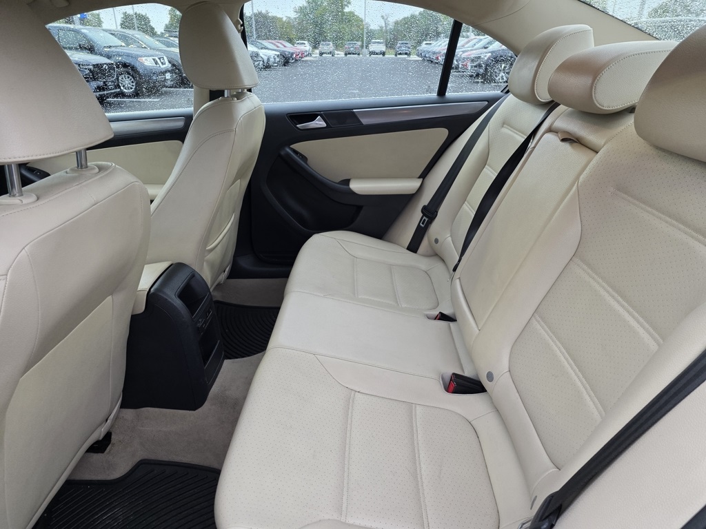 2014 Volkswagen Jetta 2.0 TDI Premium photo 4