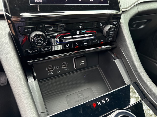 2025 Jeep Grand Cherokee Altitude photo 22