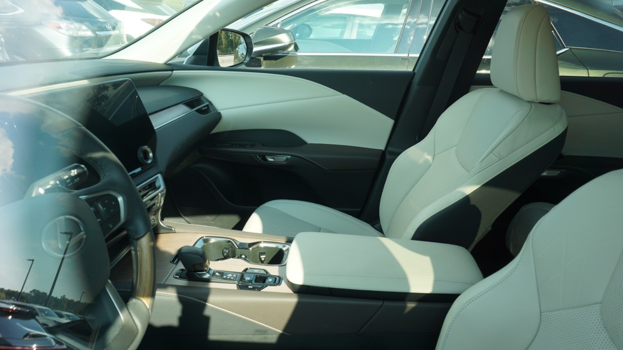 2024 Lexus RX 350 photo 5