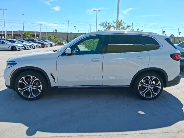 2022 Bmw X5 sDrive40i photo 2