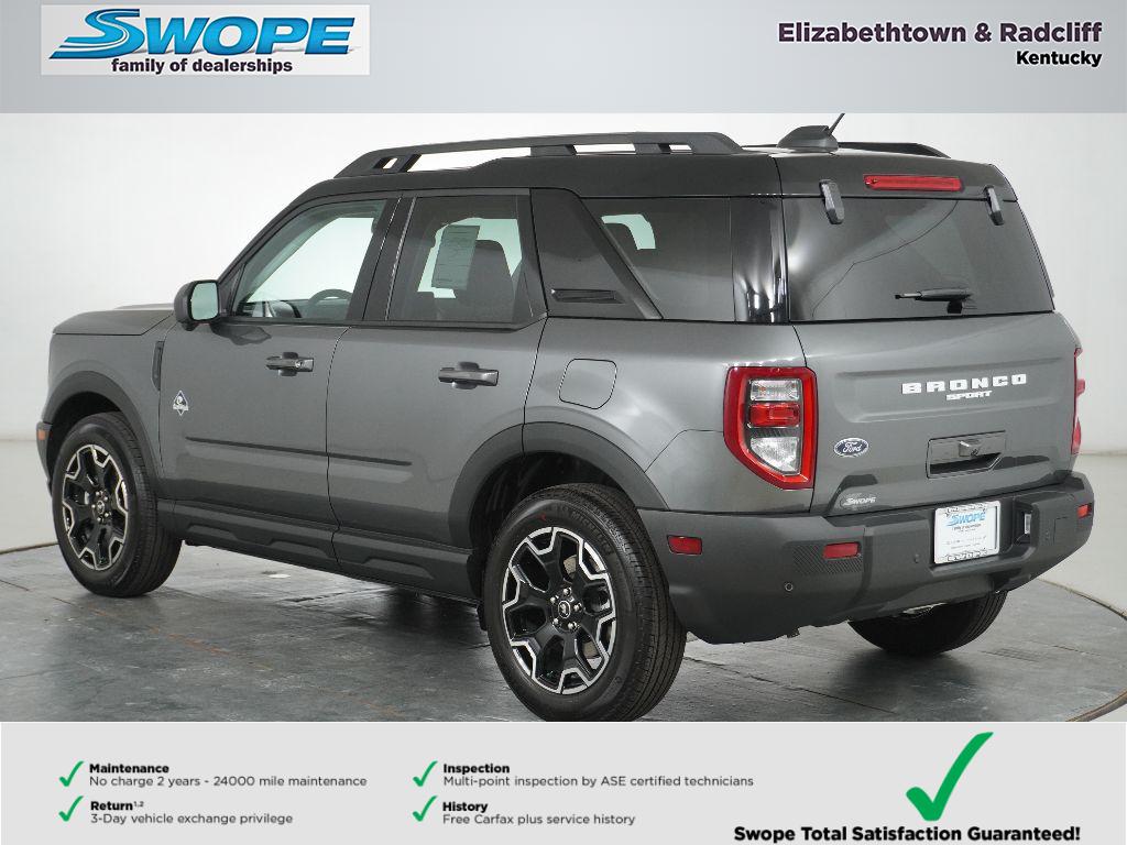 2025 Ford Bronco Sport Outer Banks photo 3
