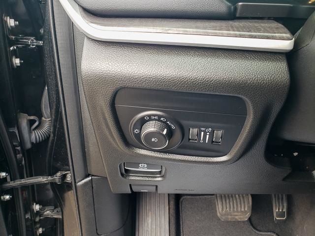 2022 Jeep Grand Cherokee Limited photo 8