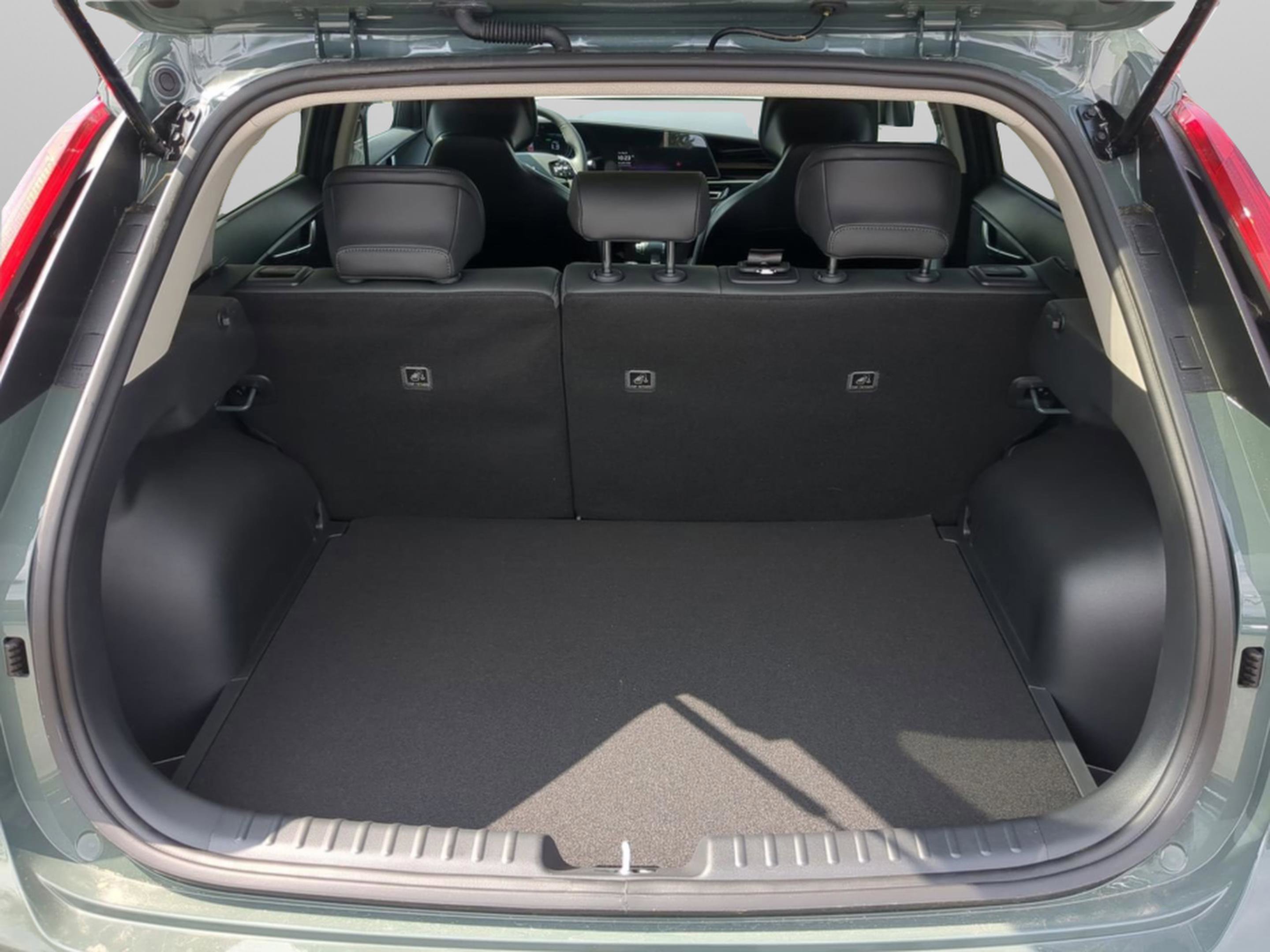 2025 Kia Niro EX photo 12