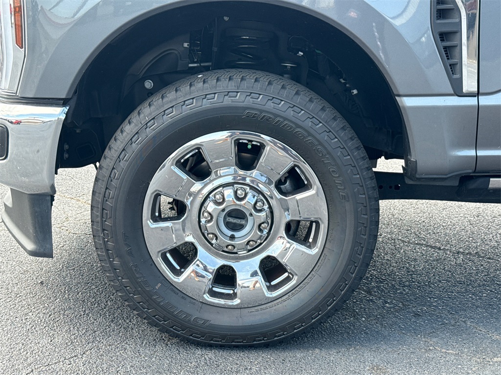 2024 Ford F-250 Lariat photo 11
