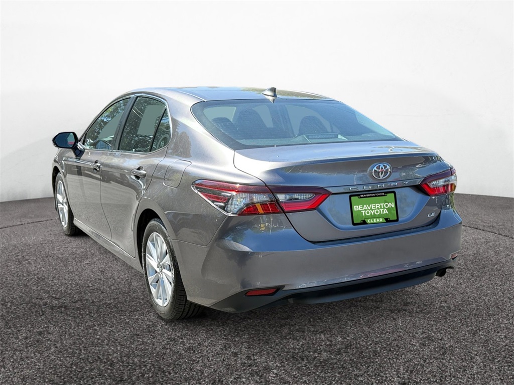 2023 Toyota Camry LE photo 4