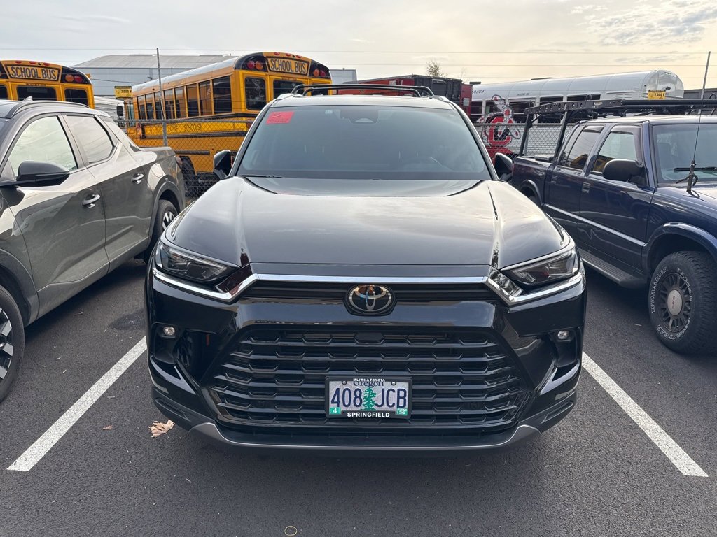 2024 Toyota Grand Highlander Limited photo 2