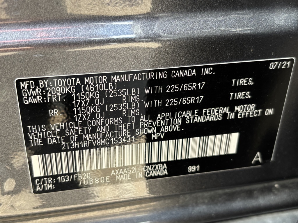 2021 Toyota RAV4 LE photo 10