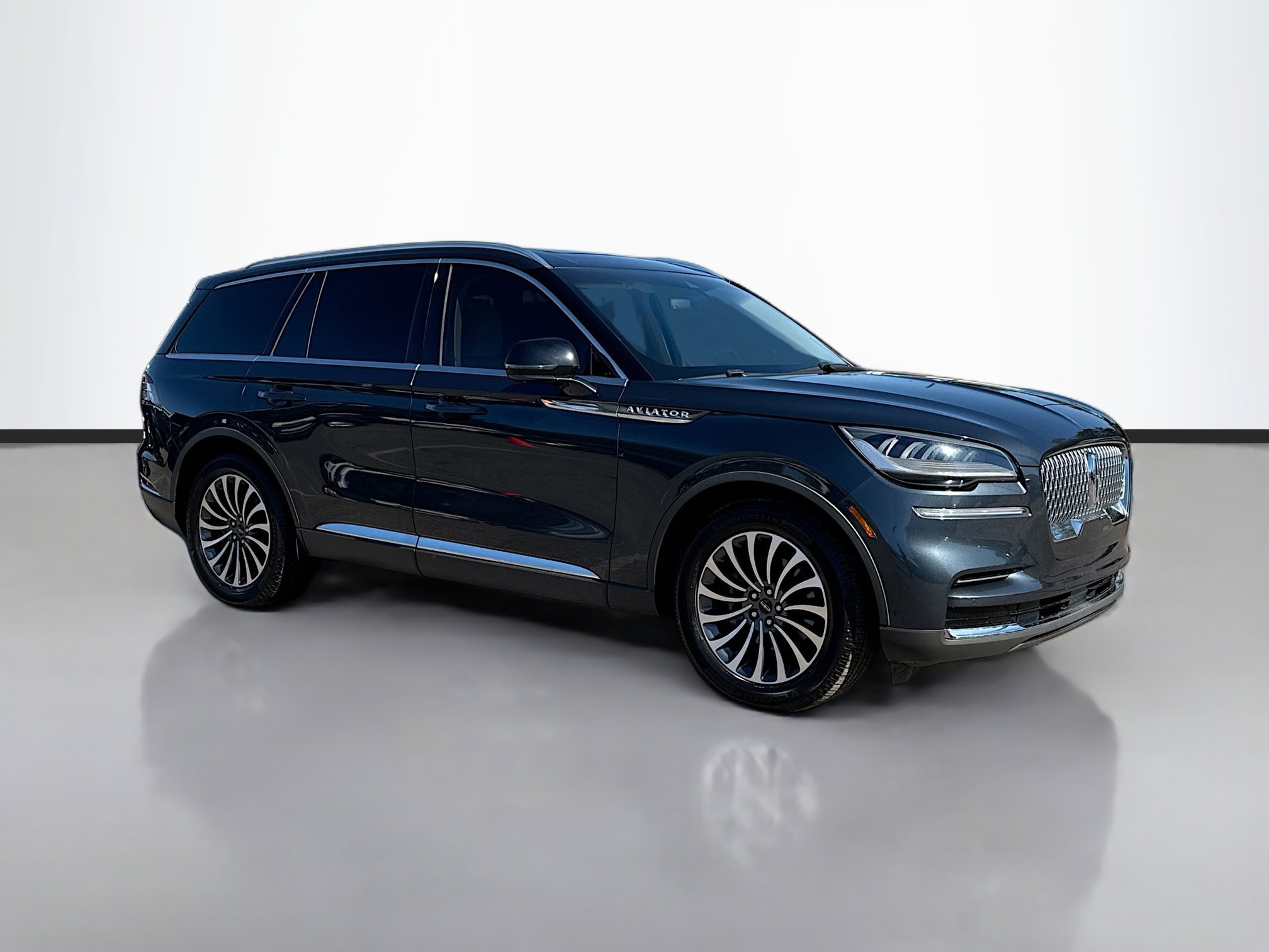2022 Lincoln Aviator Reserve's photo