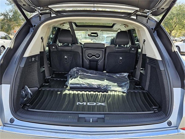 2025 Acura MDX Technology SH-AWD photo 6