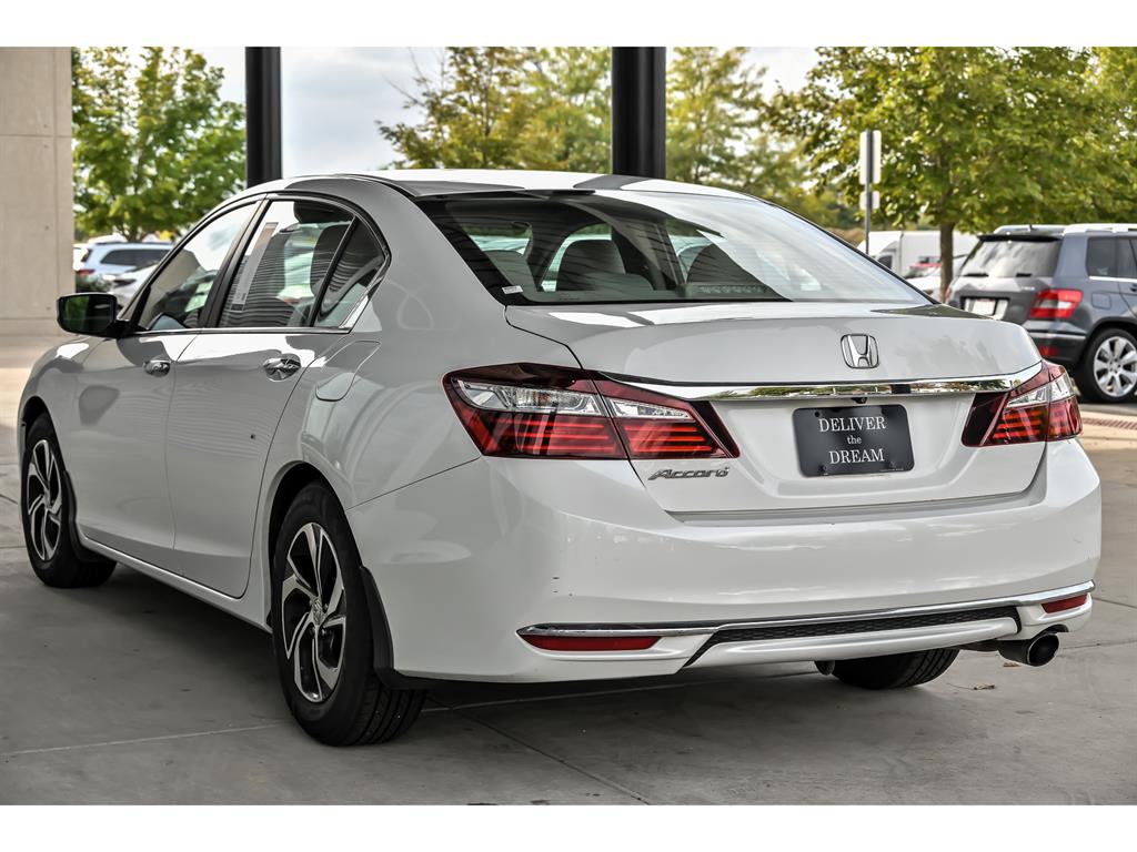2016 Honda Accord LX photo 6