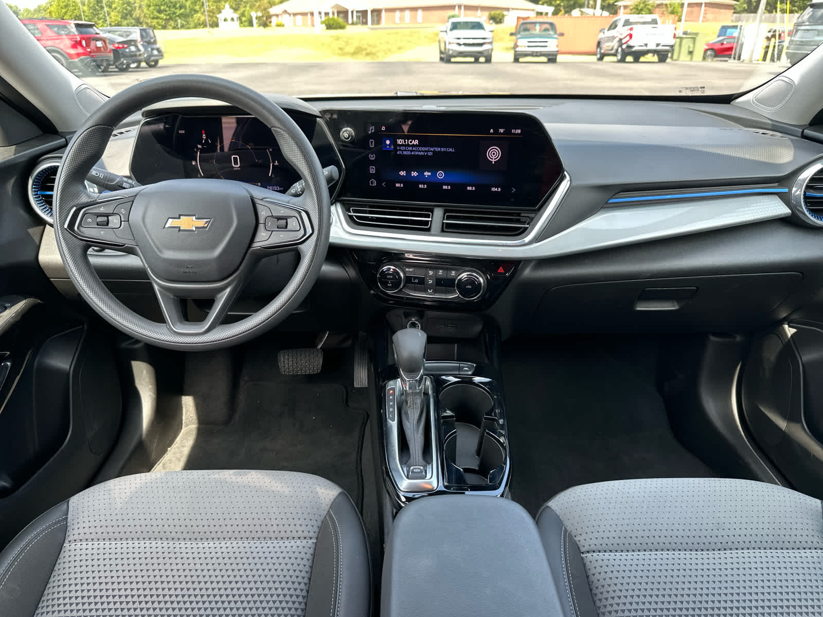 2024 Chevrolet Trax LT photo 12