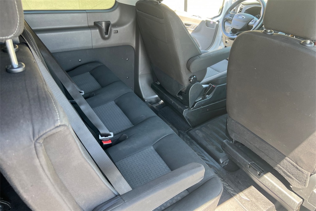 2021 Ford Transit Passenger XL photo 21