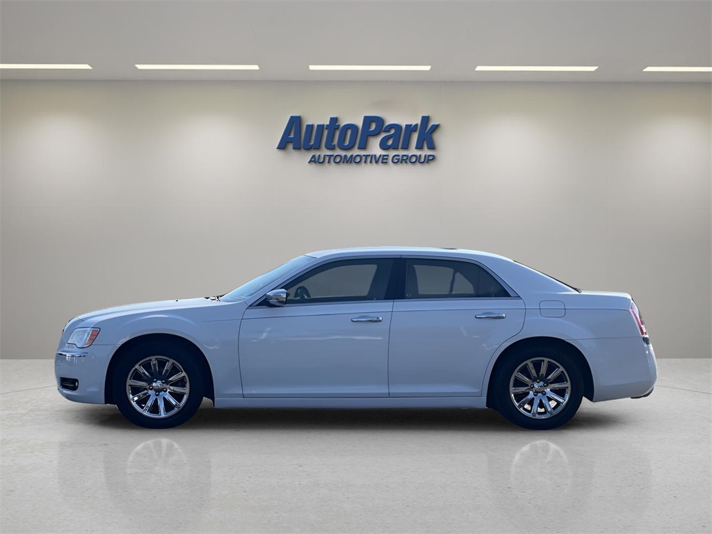 2012 Chrysler 300 Limited photo 4