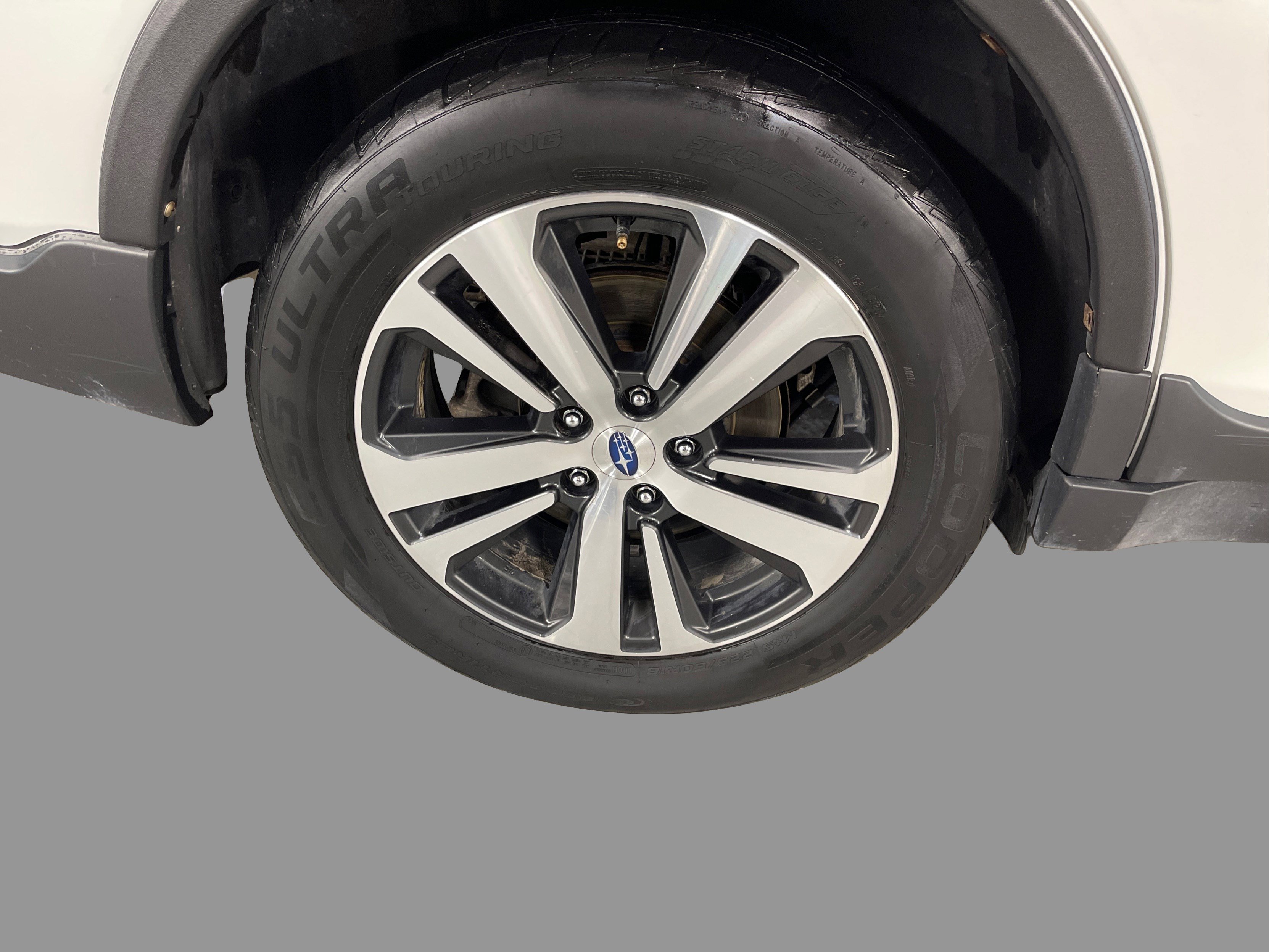2018 Subaru Outback Limited photo 10