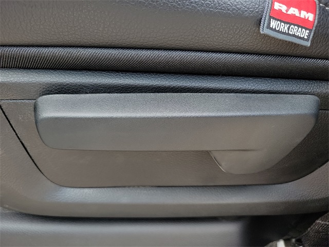 2026 Ram 3500 Tradesman photo 12