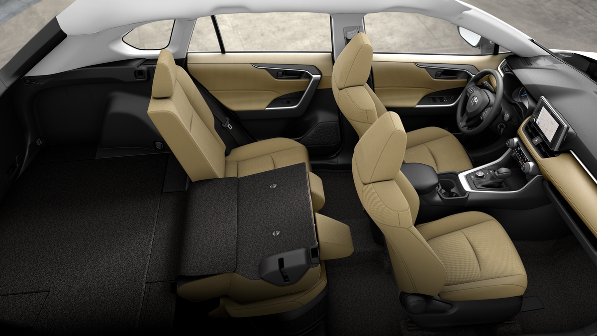 2025 Toyota RAV4 Hybrid LE photo 4