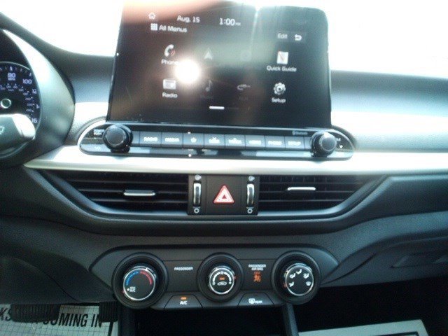 2020 Kia Forte LXS photo 17