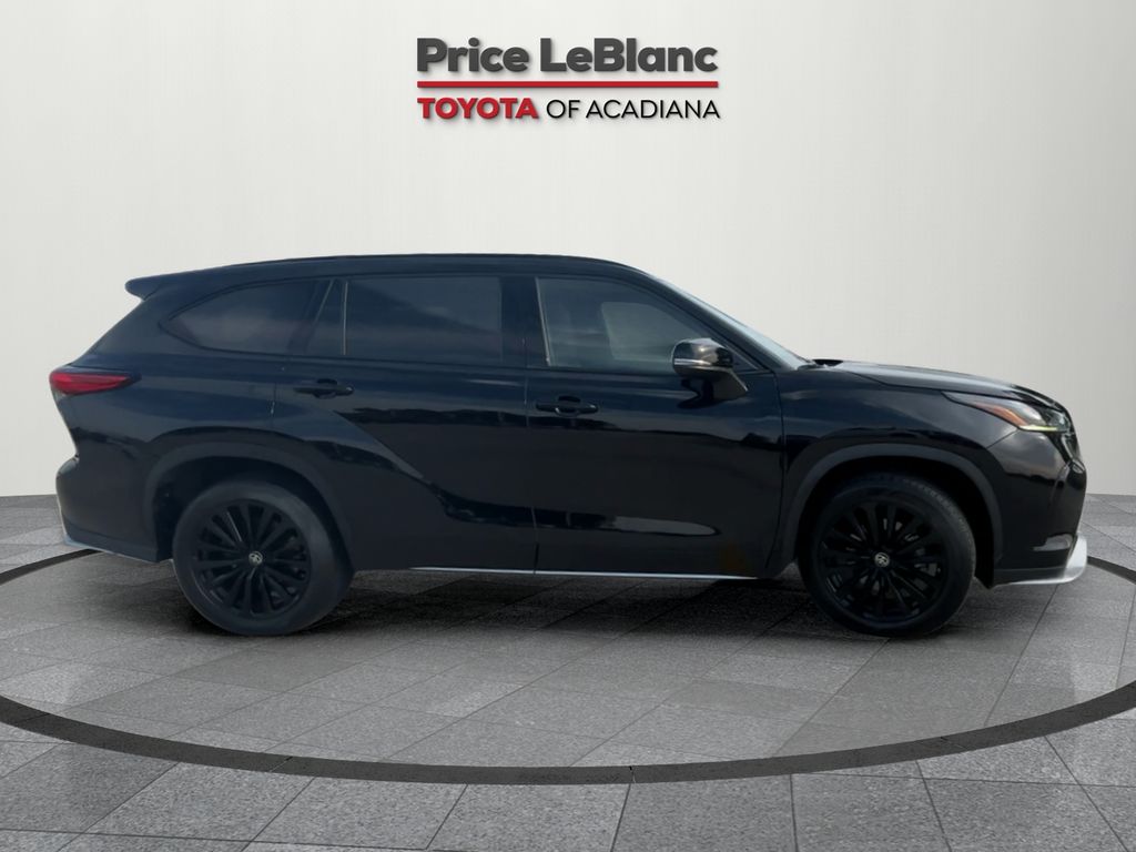 2023 Toyota Highlander XSE photo 8