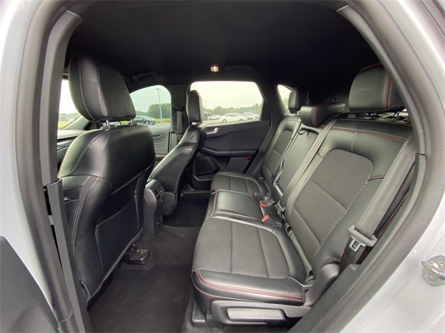 2025 Ford Escape ST-Line photo 13