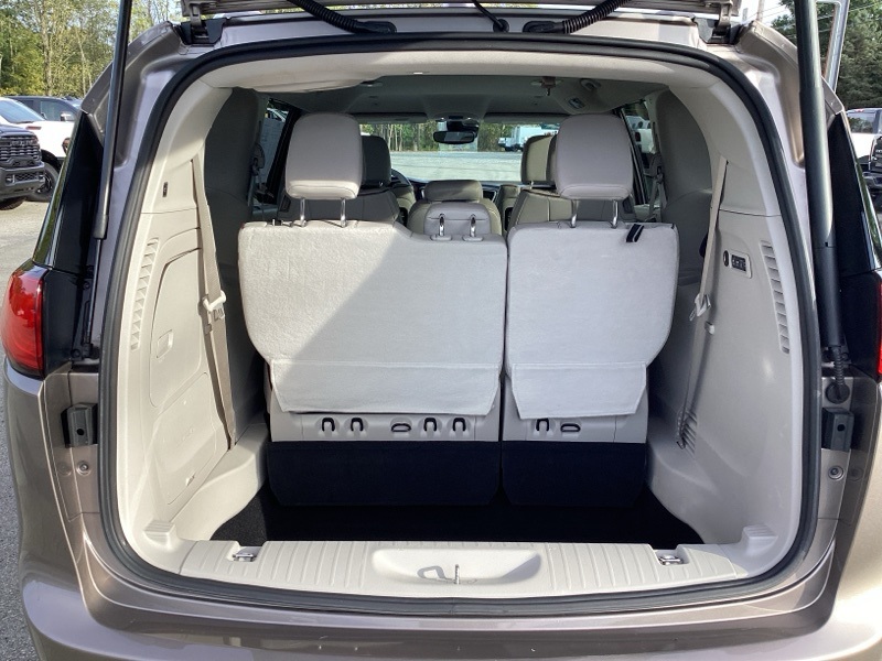 2018 Chrysler Pacifica Limited photo 13