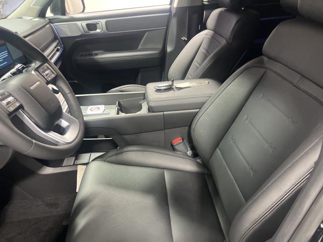 2025 Hyundai Santa Fe Limited photo 8
