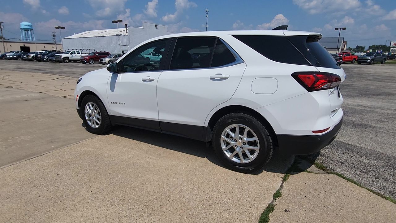 2024 Chevrolet Equinox LT photo 4