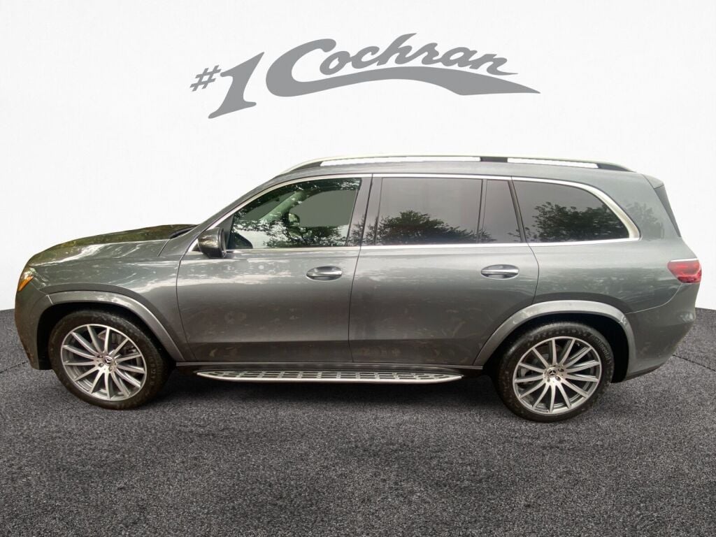 2024 Mercedes Benz GLS 450 photo 2