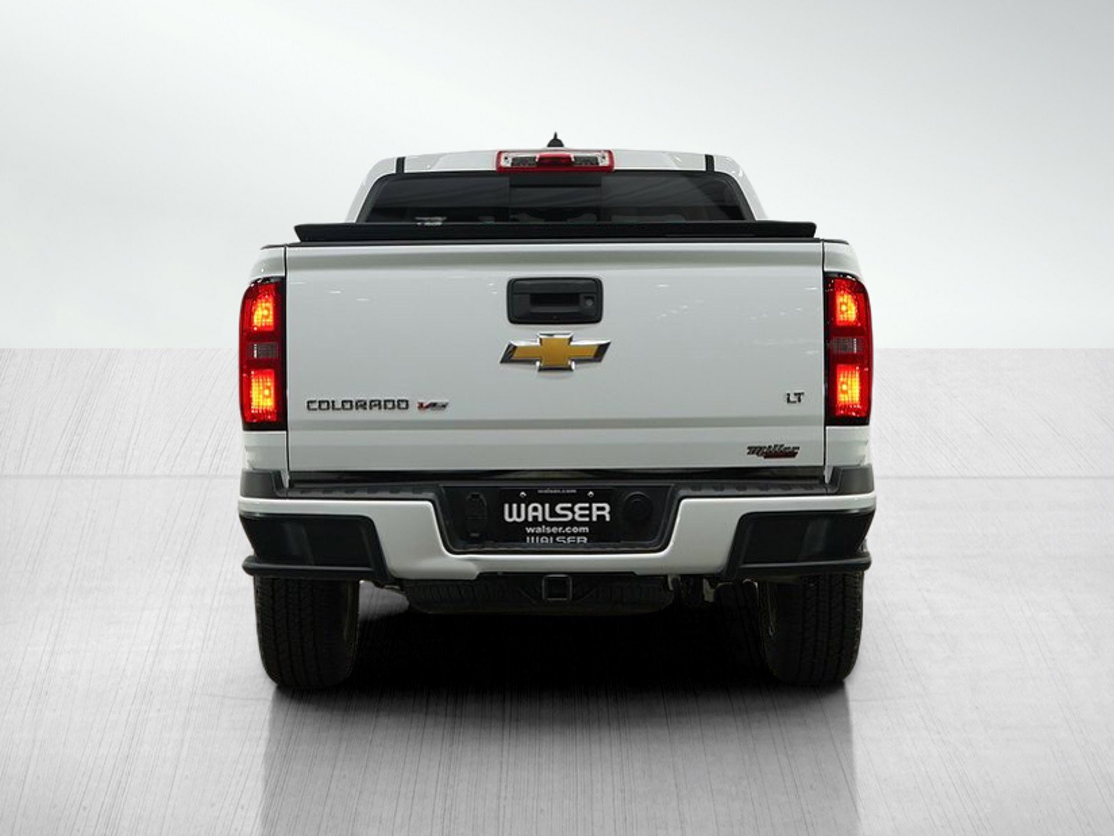 2019 Chevrolet Colorado LT photo 3