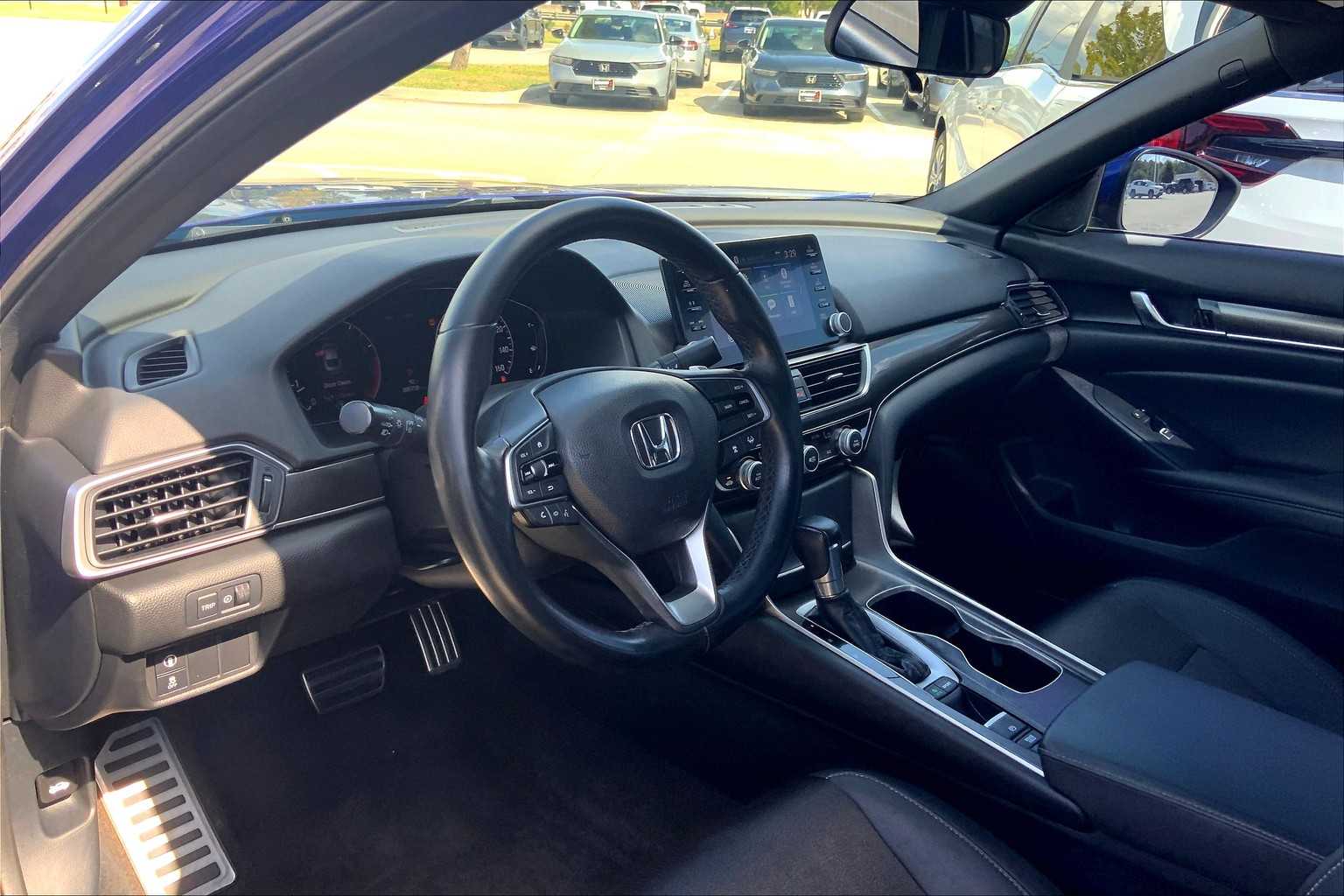 2020 Honda Accord Sport photo 16