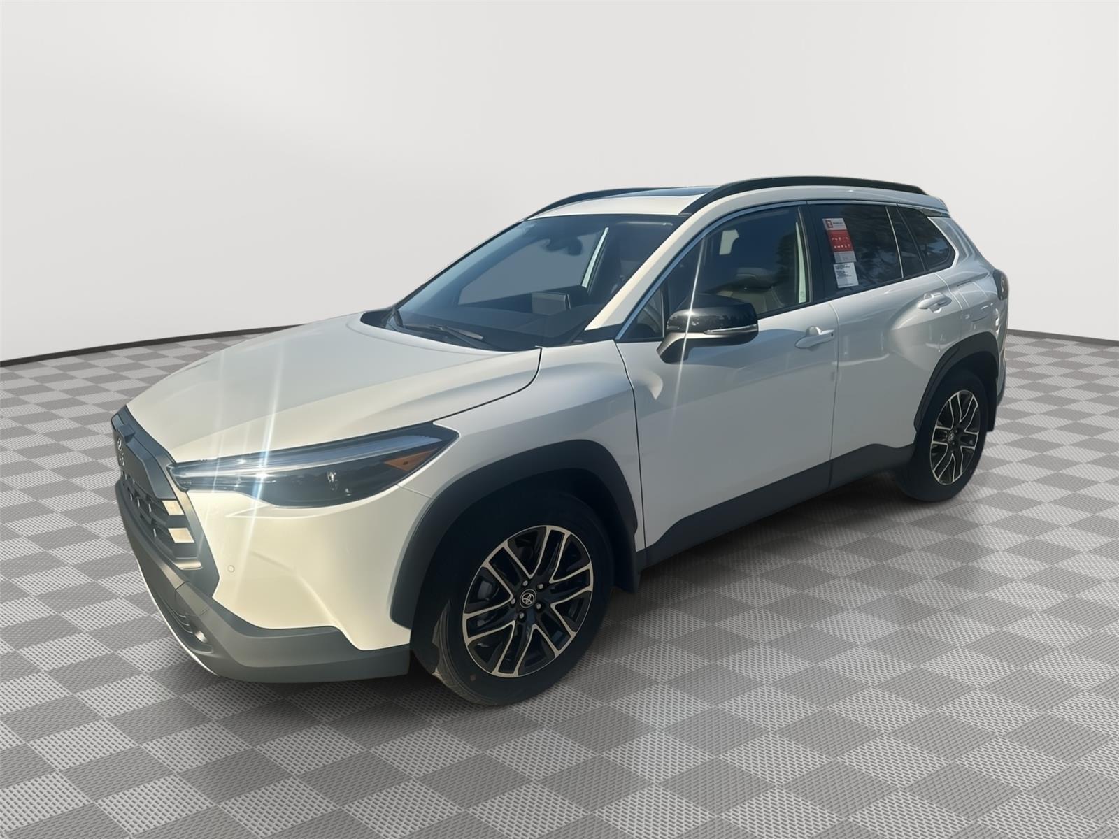 2026 Toyota Corolla Cross XLE's photo