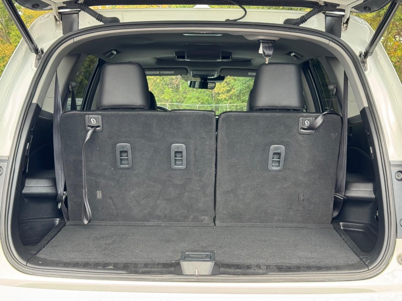 2022 Honda Pilot Touring photo 4