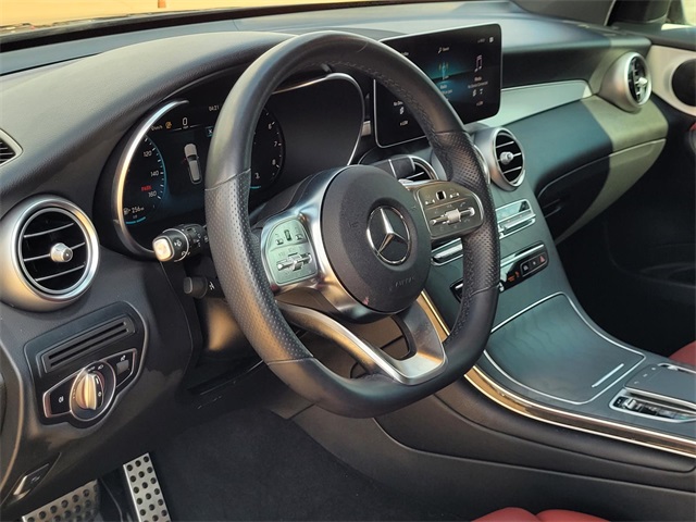 2022 Mercedes Benz GLC 300 photo 23