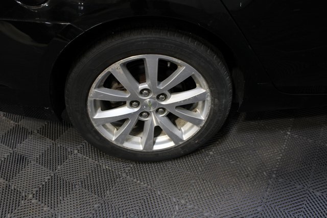 2013 Chevrolet Malibu LTZ photo 3