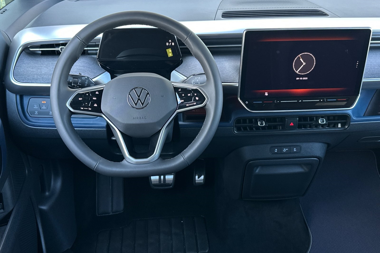 2025 Volkswagen ID. Buzz Pro S photo 12