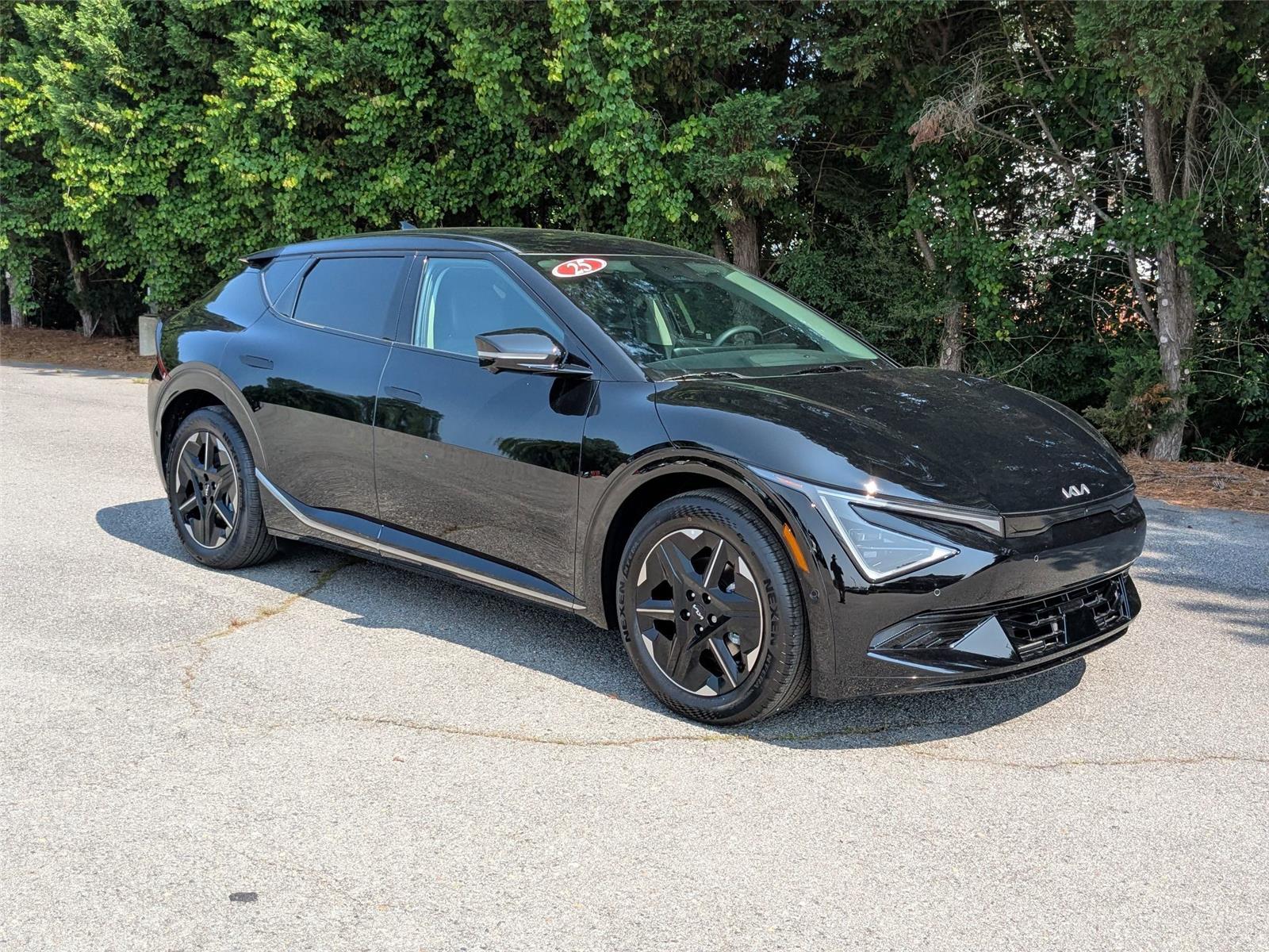 2025 Kia EV6 Wind photo 5