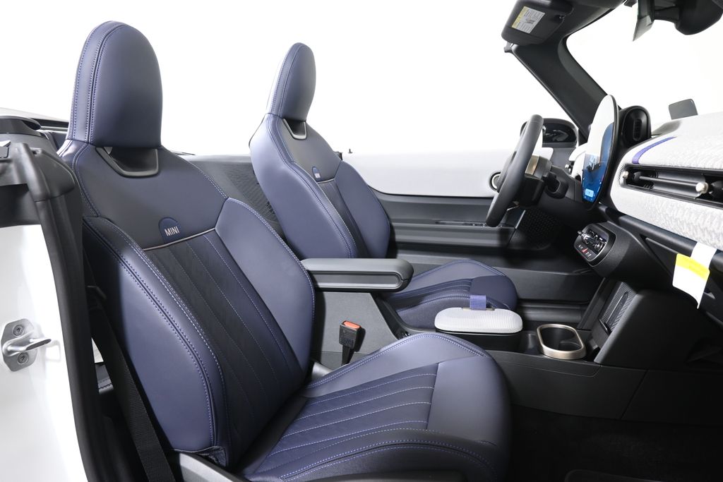 2026 Mini Cooper Convertible Iconic photo 24