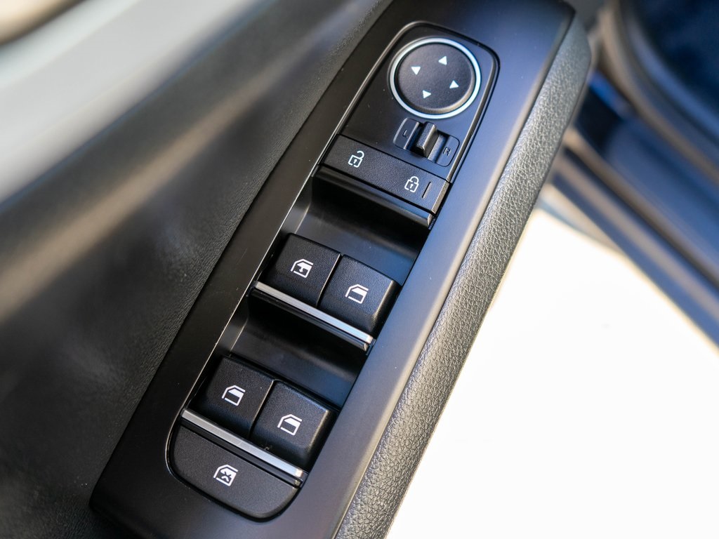 2023 Kia Soul LX photo 15