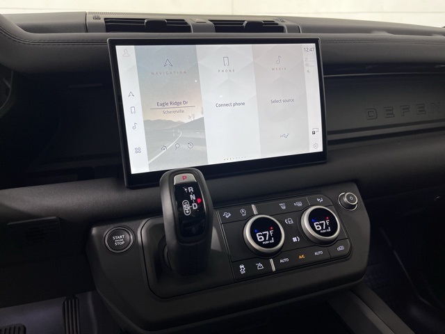 2025 Land Rover Defender 110 S photo 18